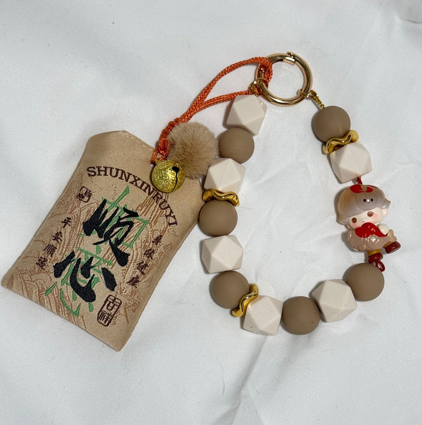 DIMOO Heartwish Amulet Keychain